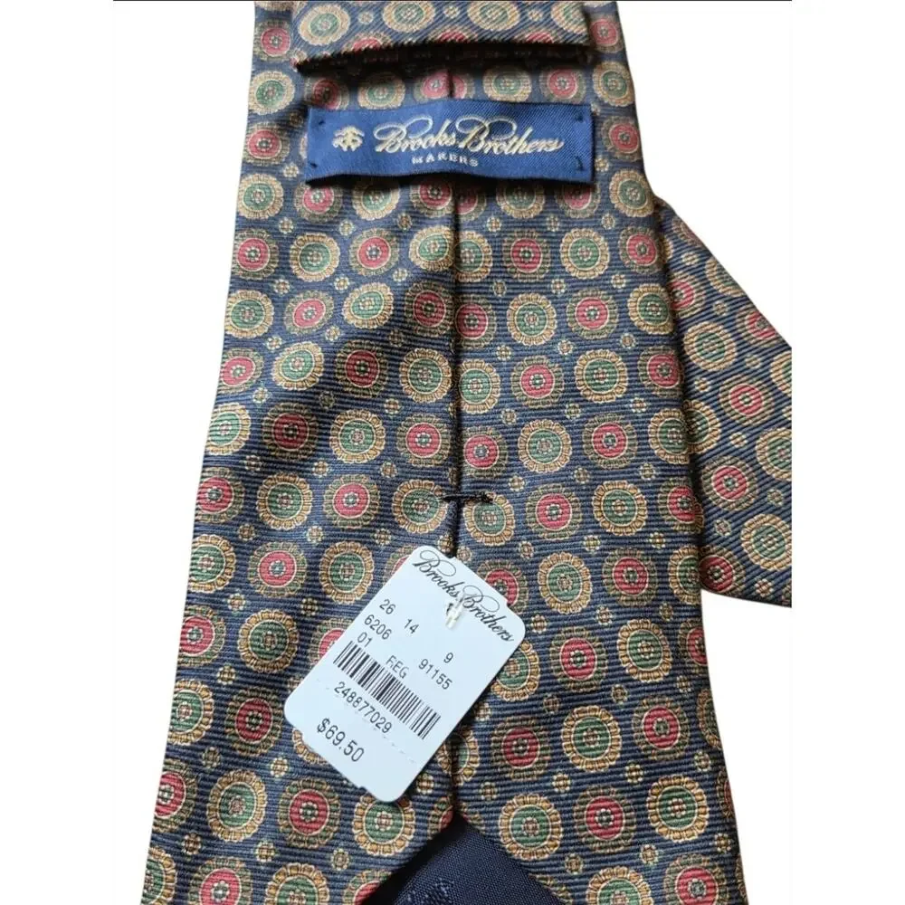 NWT Brooks Brothers Makers Pure Silk Necktie Printed In Italy Made USA Medallion